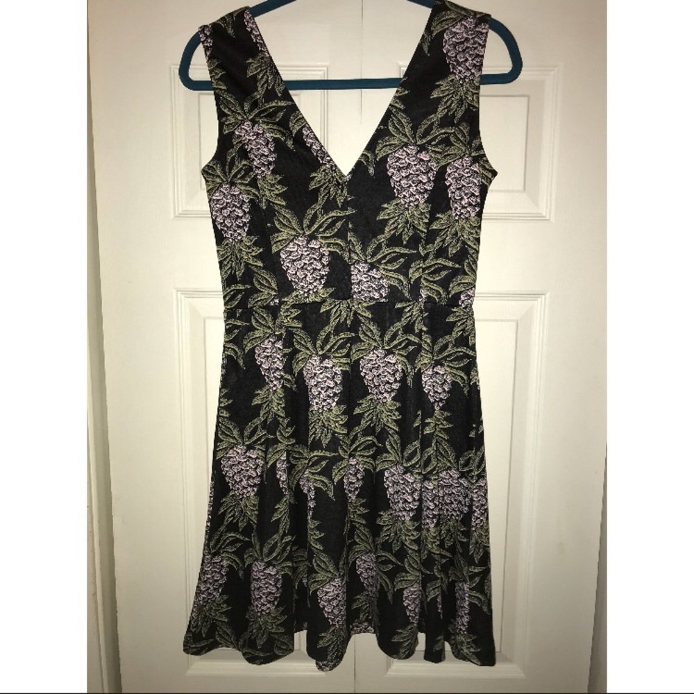 Pineapple Dress - Size M - NWT